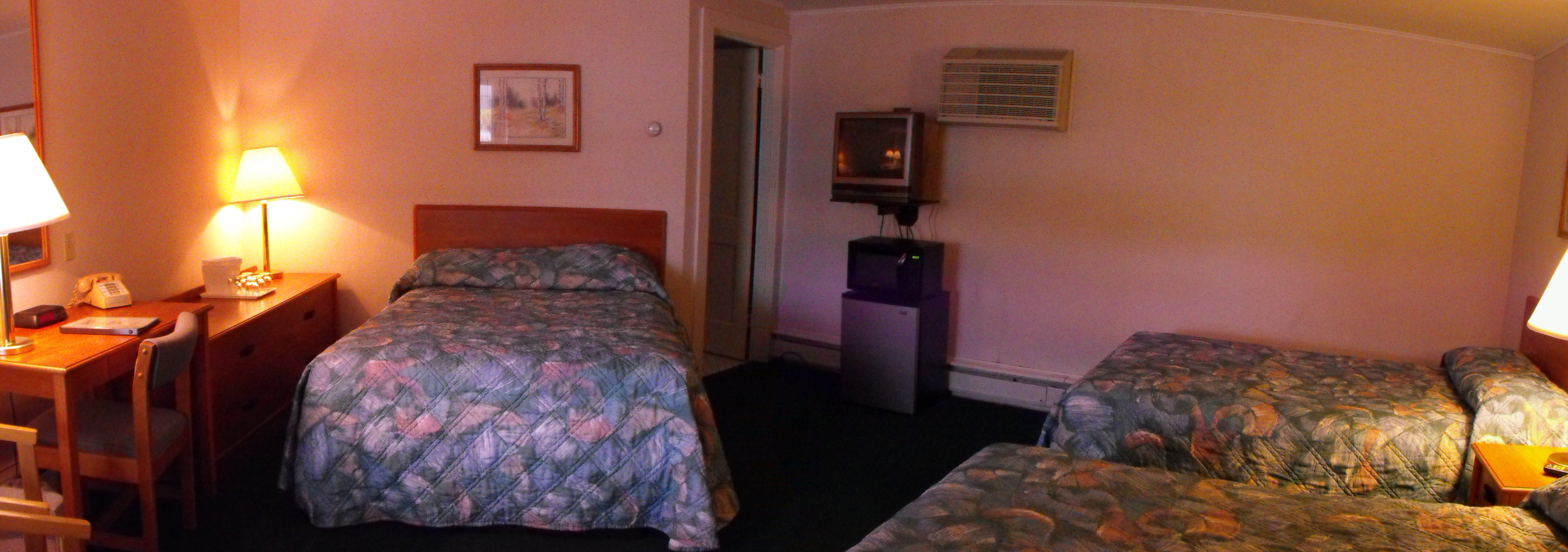 Hotel Room with 3 Double Beds